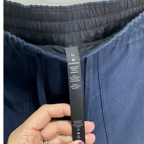 Lululemon Bowline Utilitech 30" Pant in True Navy size Medium - Picture 10 of 11
